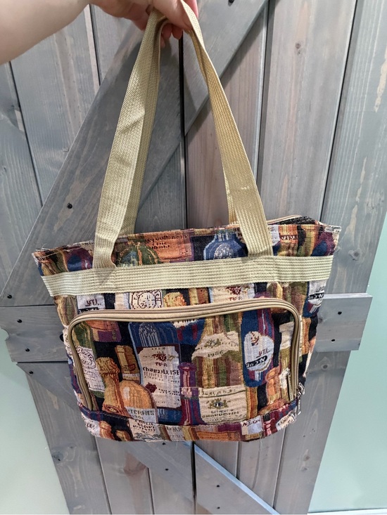 Americana Handbags - Tapestry Wine Bottle Print Tote Bag in Multi-Color with Cream Straps